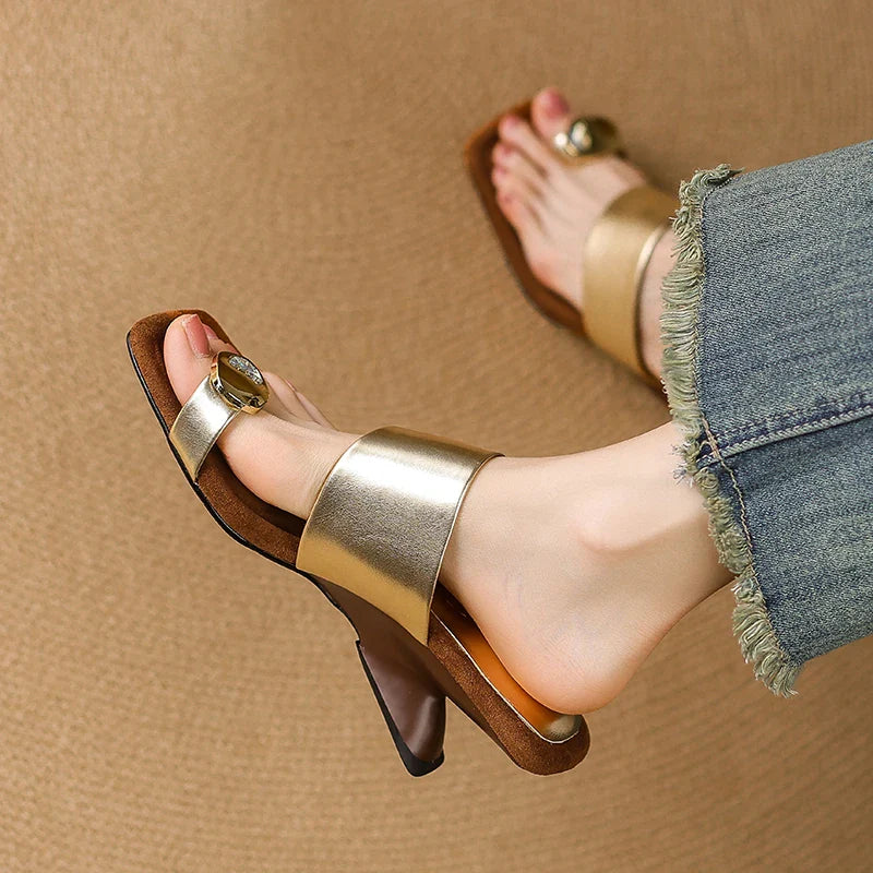 Anna-Berg | Silver Sculptural Heel Slide