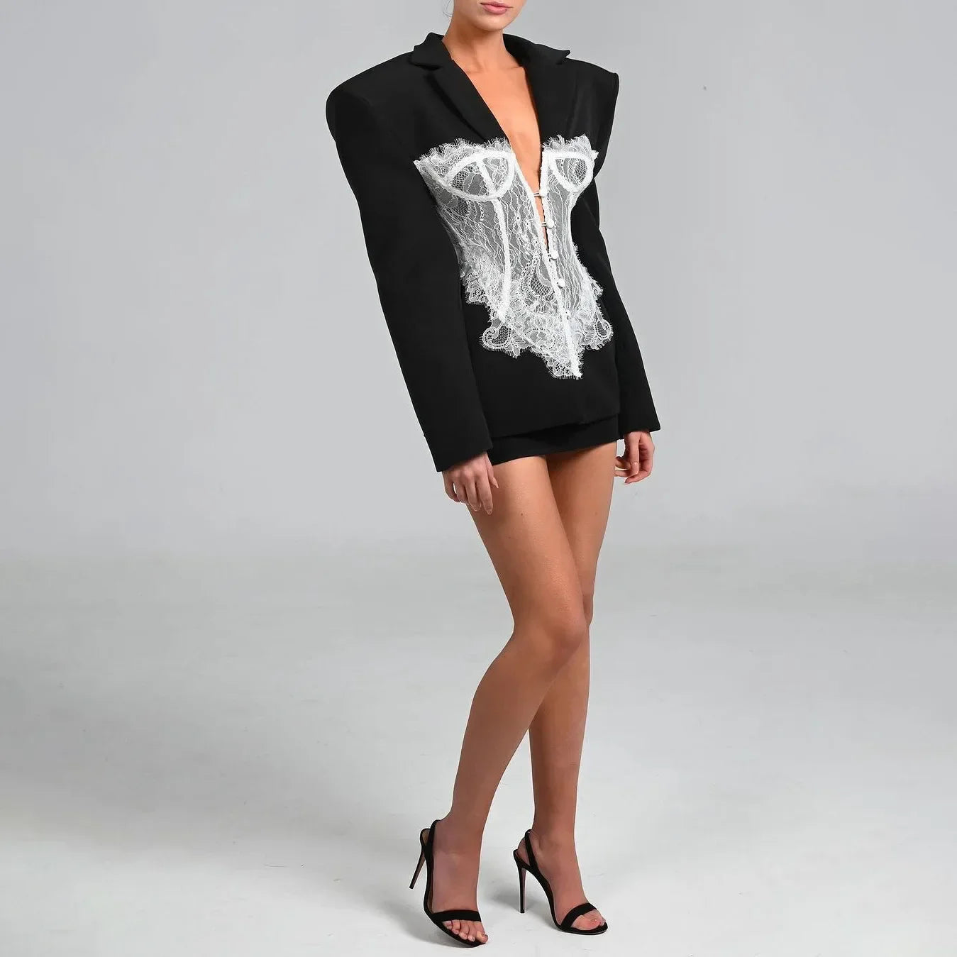 Anna-Berg | Exotic Blazer Look