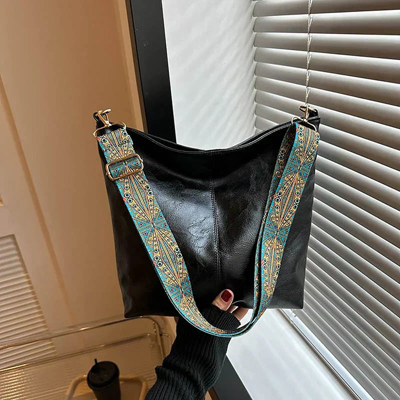 Anna-Berg | Classic Shoulder Bag with Adjustable Strap
