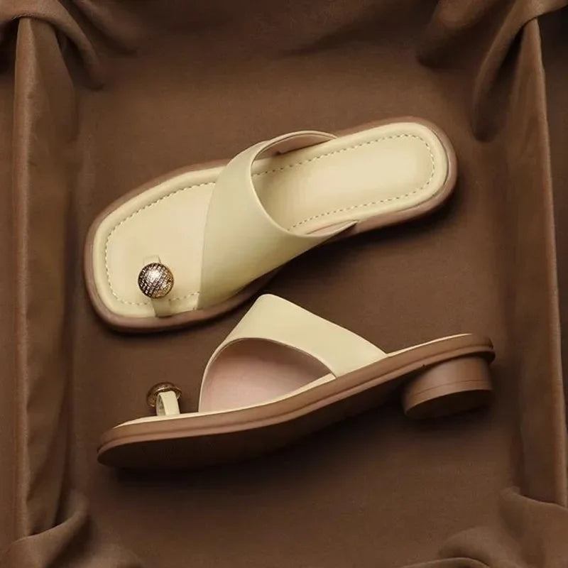 Anna-Berg | Square-Toe Leather Slides