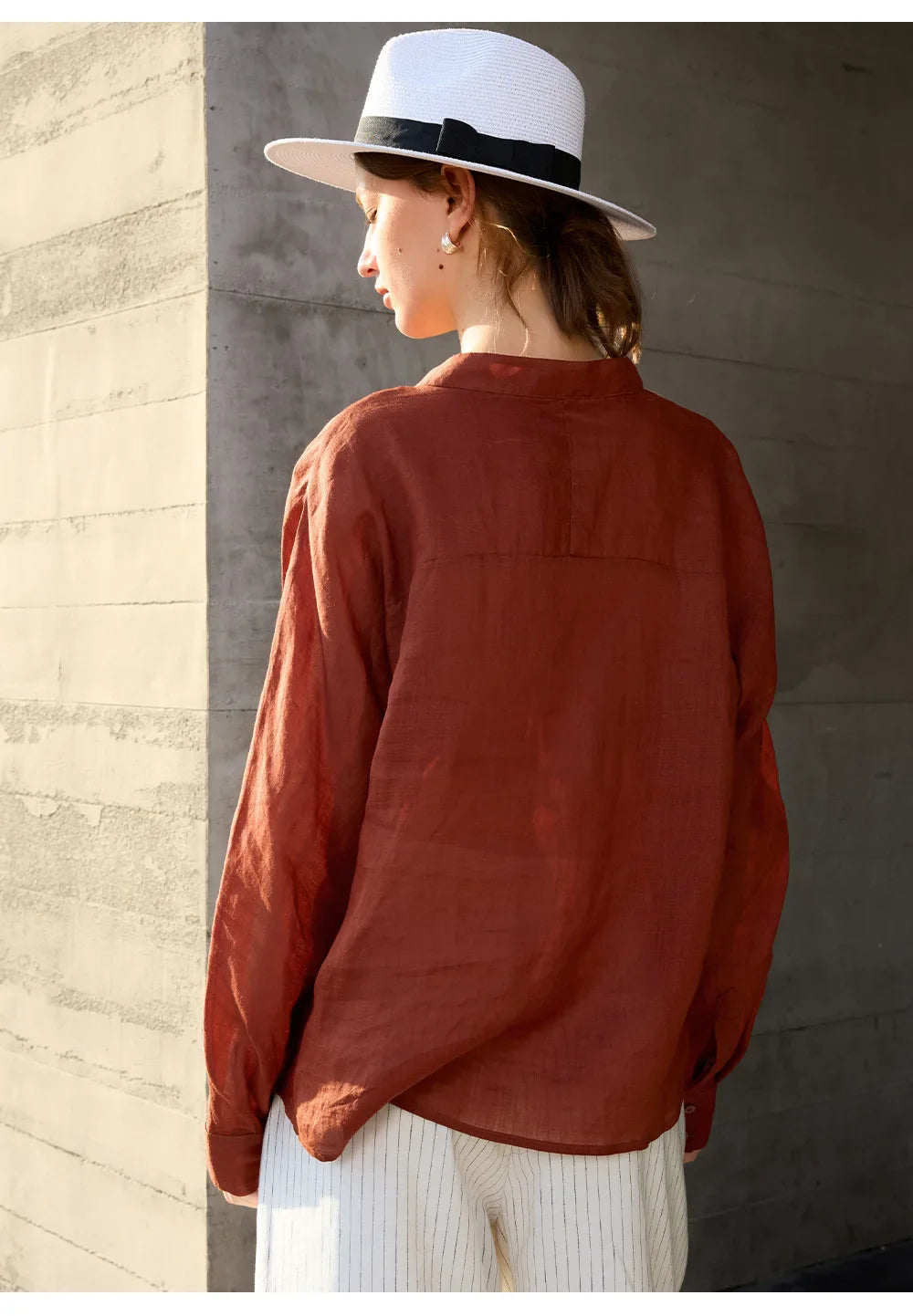 Anna-Berg | Collarless V-Neck Linen Shirt
