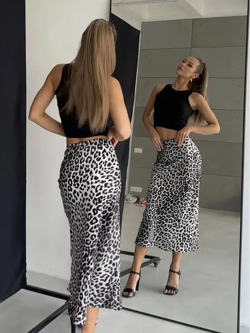 Anna-Berg | Brown Leopard-Print Satin Midi Skirt