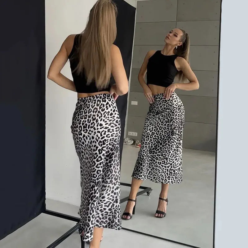 Anna-Berg | Brown Leopard-Print Satin Midi Skirt
