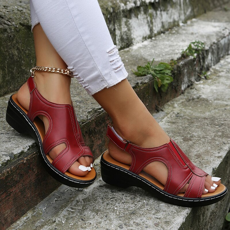 Anna-Berg | Graceful Orthopedic Sandals with a Timeless Finish