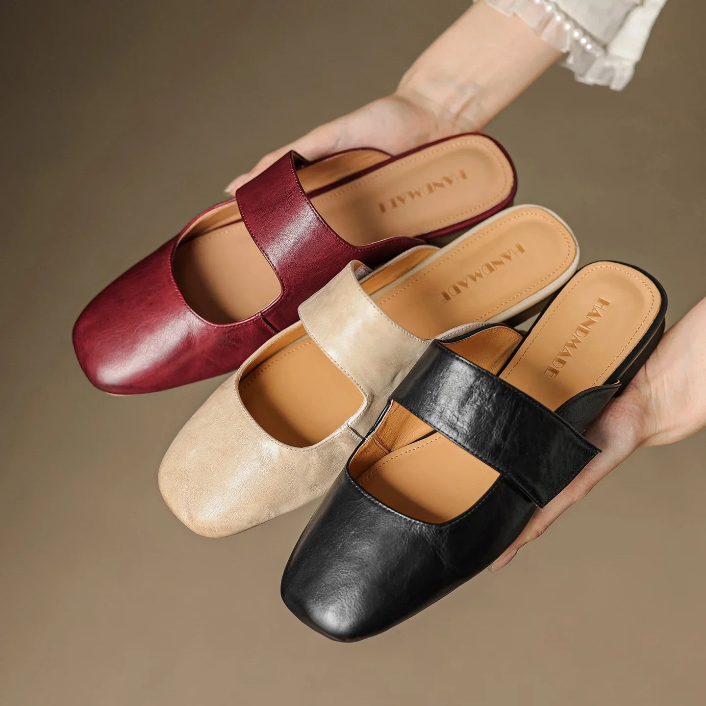 Anna-Berg | Black Square Toe Chunky Heel Leather Mules