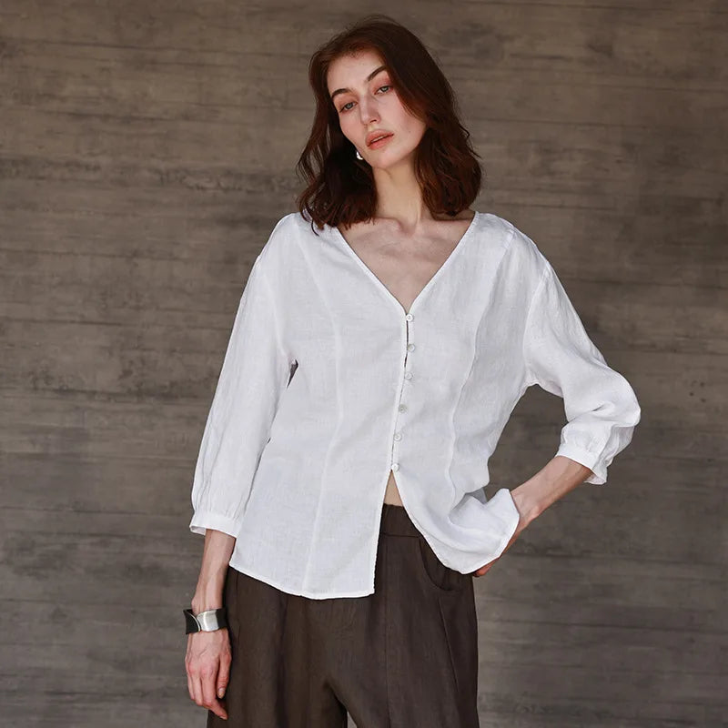 Anna-Berg | Fitted V-Neck Linen Blouse