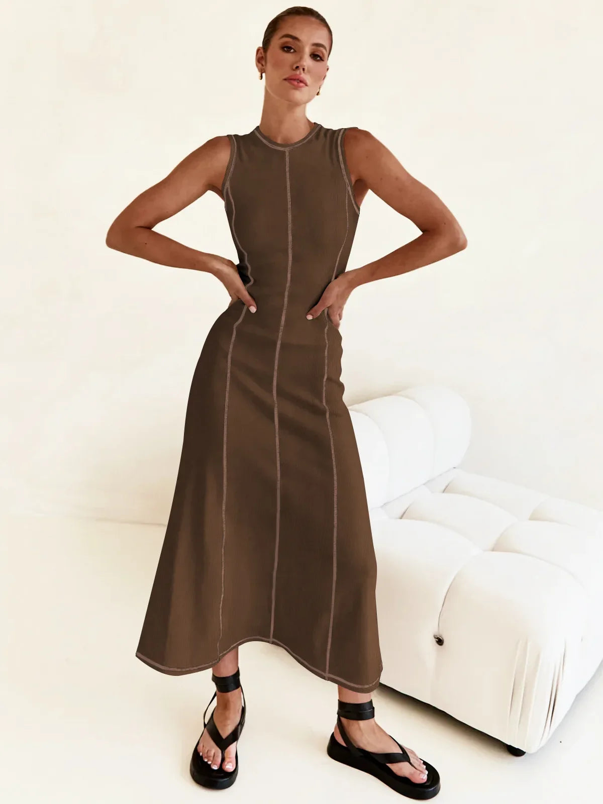 Anna-Berg | Sleeveless Maxi Knit Dress
