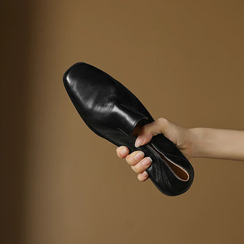Anna-Berg | Black Leather Loafers