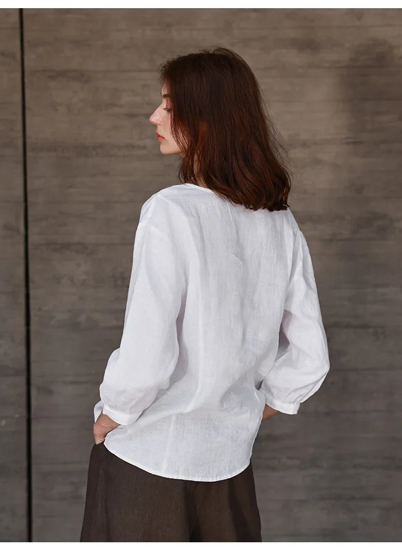 Anna-Berg | Fitted V-Neck Linen Blouse