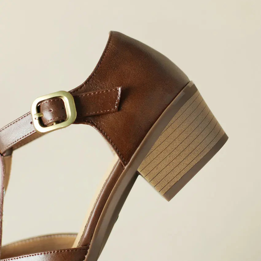 Anna-Berg | Elegant Pointed Toe Pumps