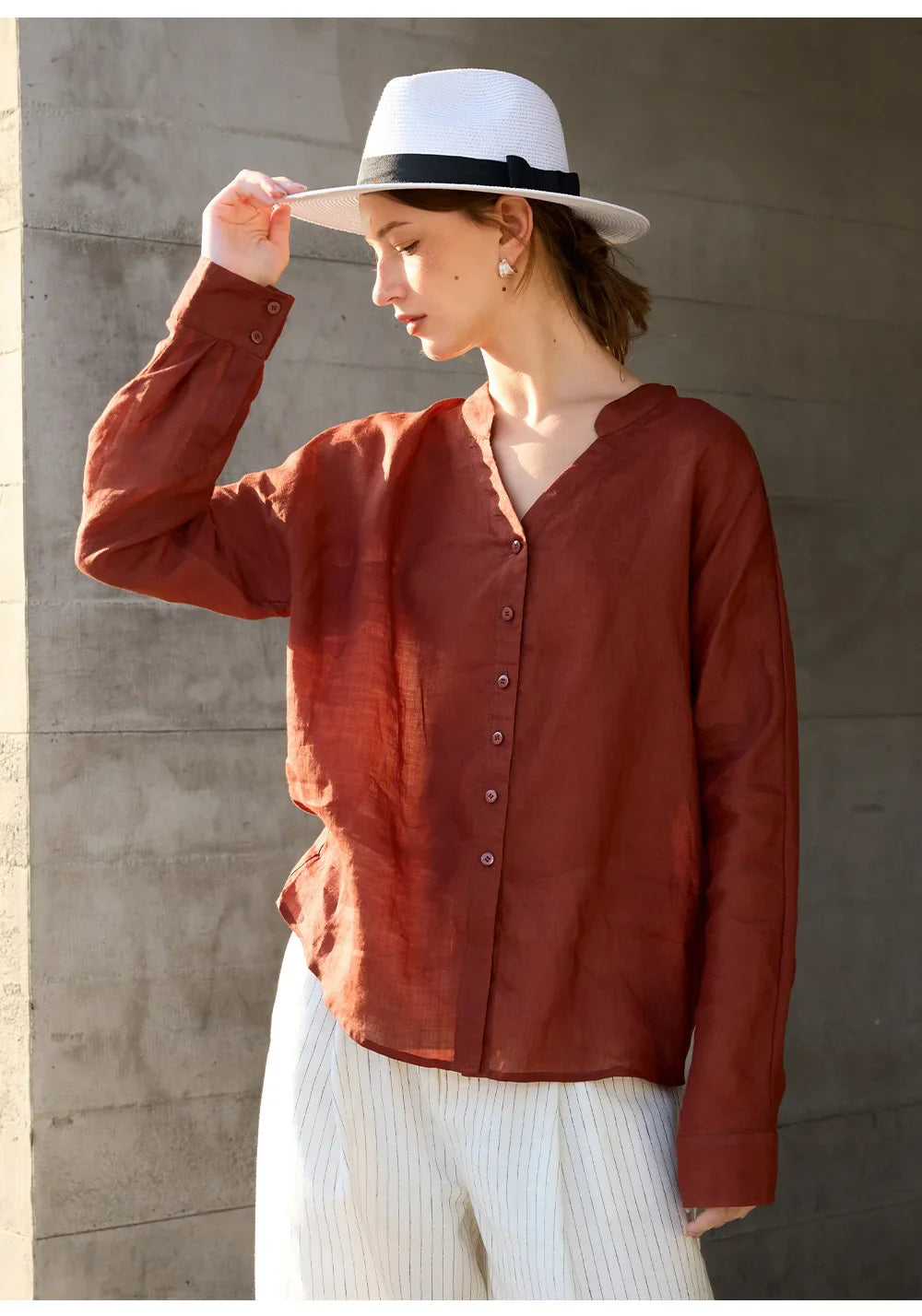 Anna-Berg | Collarless V-Neck Linen Shirt