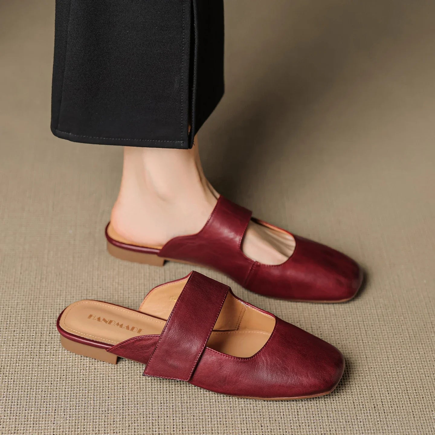 Anna-Berg | Black Square Toe Chunky Heel Leather Mules