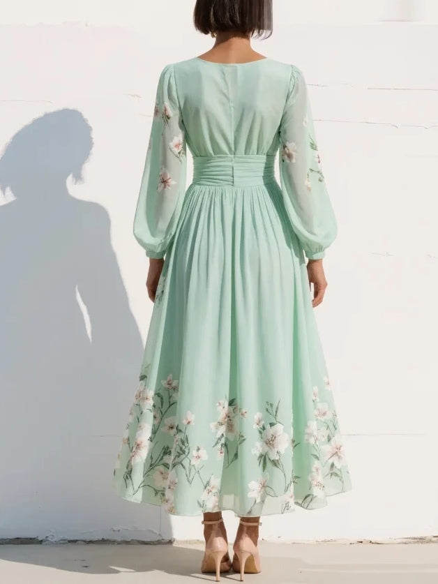Anna-Berg | Feminine Odelia – Floral Midi Dress With Flowing Silhouette