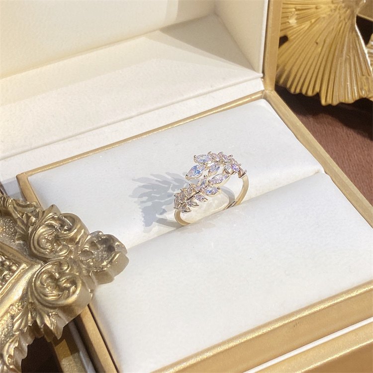 Gold-Plated Zirconia Wreath Ring