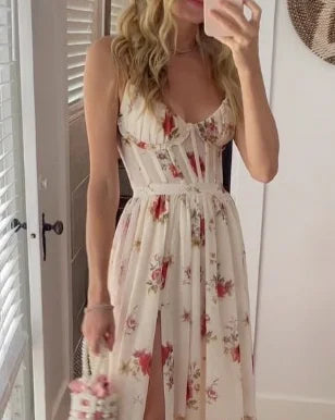 Anna-Berg | Elegant Midi Dress in Motion