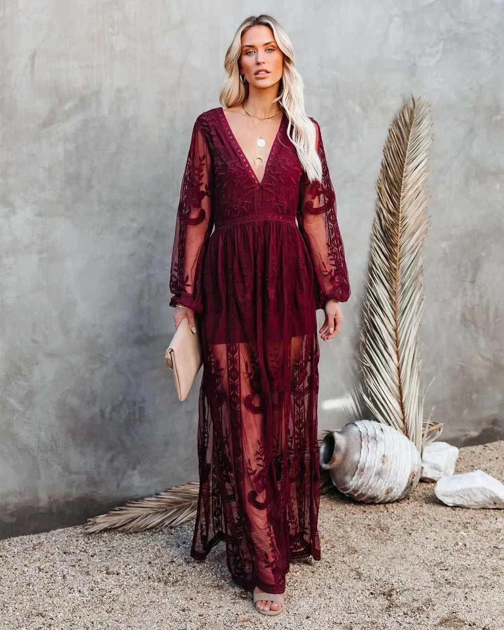 Anna-Berg | Refined Maxi Dress With Lace And V-Neck for a Polished Look