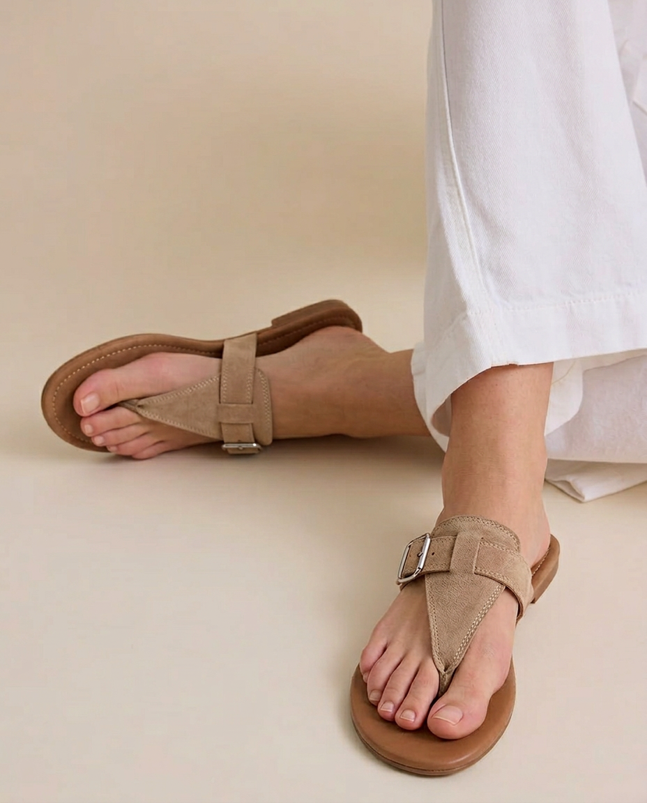 Anna-Berg | Black Buckle-Closure Ankle-Strap Leather Sandal
