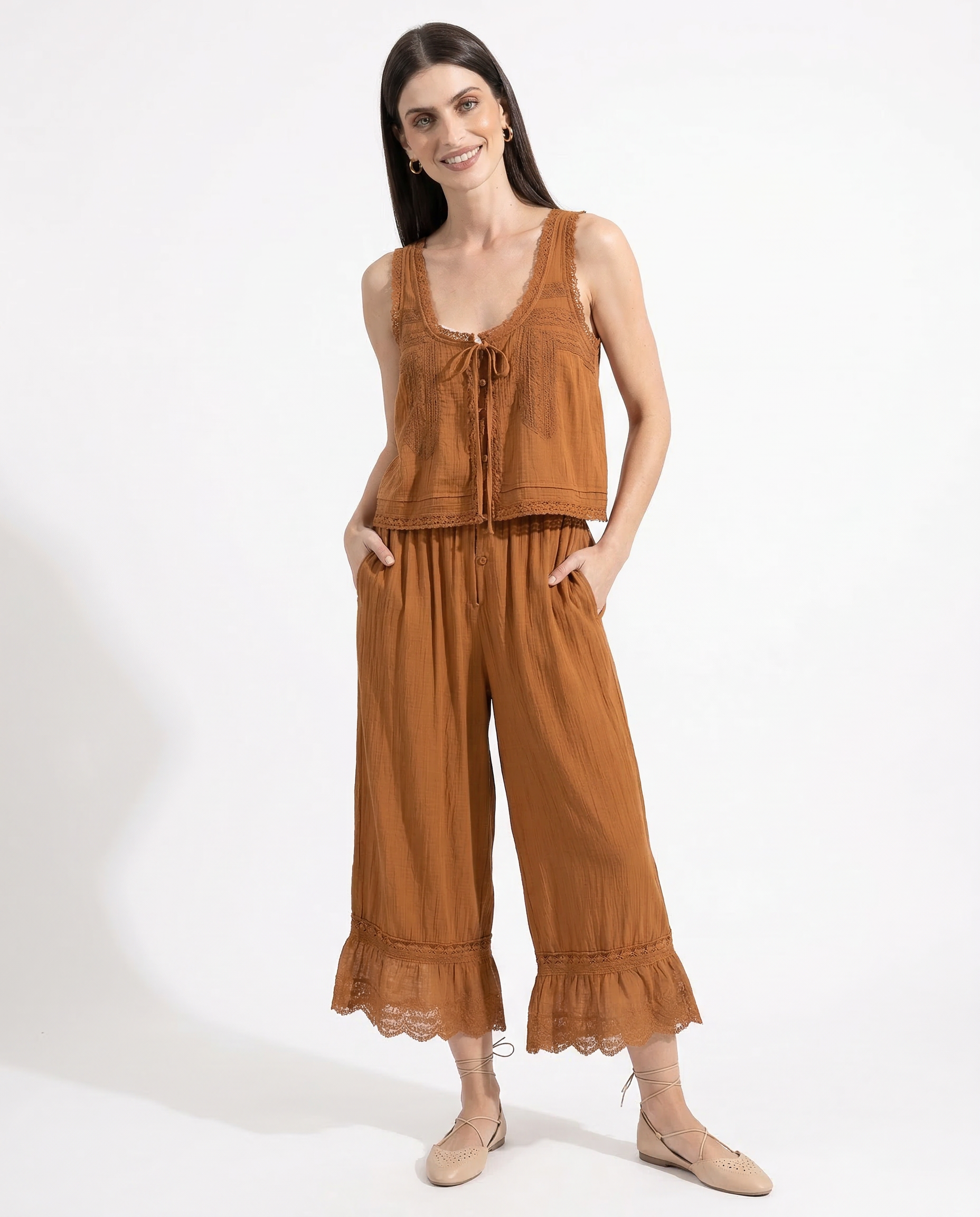 Anna-Berg | Ivory Cropped & High-Waist Lace Two-Piece Set
