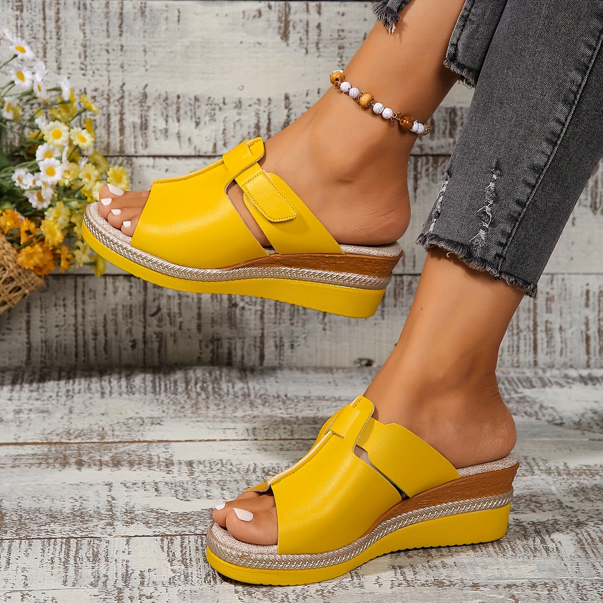 Anna-Berg | Effortless Sandals with a Timeless Finish