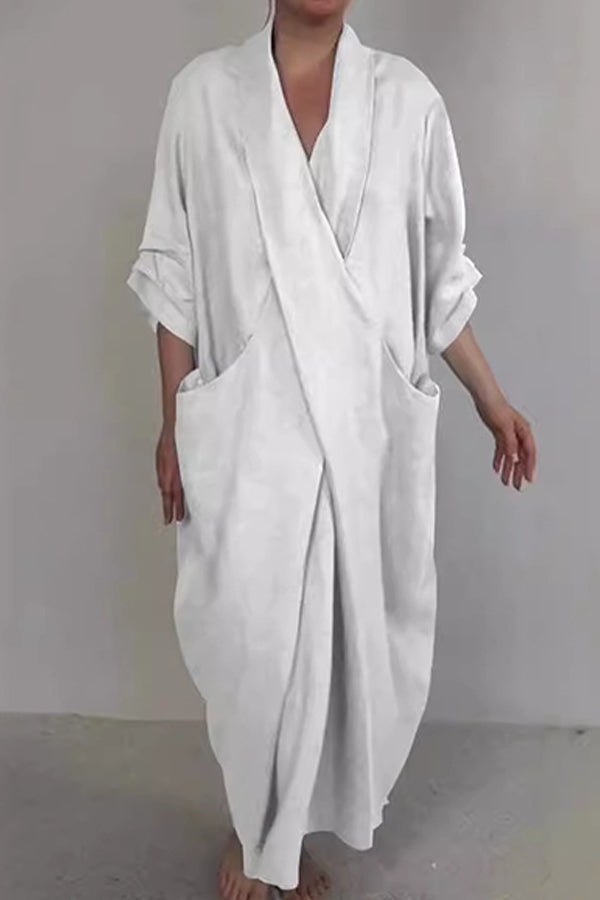 Anna-Berg | Elegant Minimalist Dress With Pocket And V-Neck