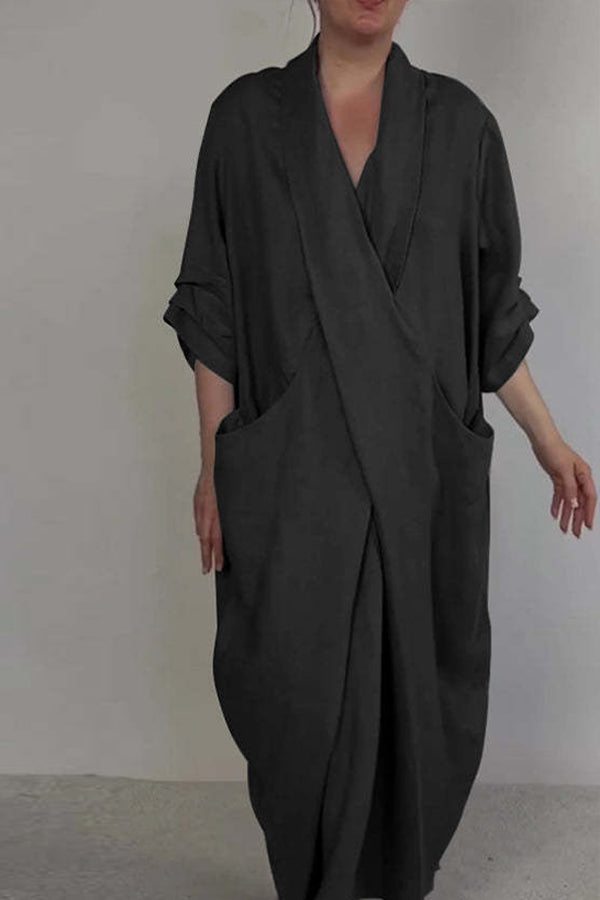 Anna-Berg | Elegant Minimalist Dress With Pocket And V-Neck