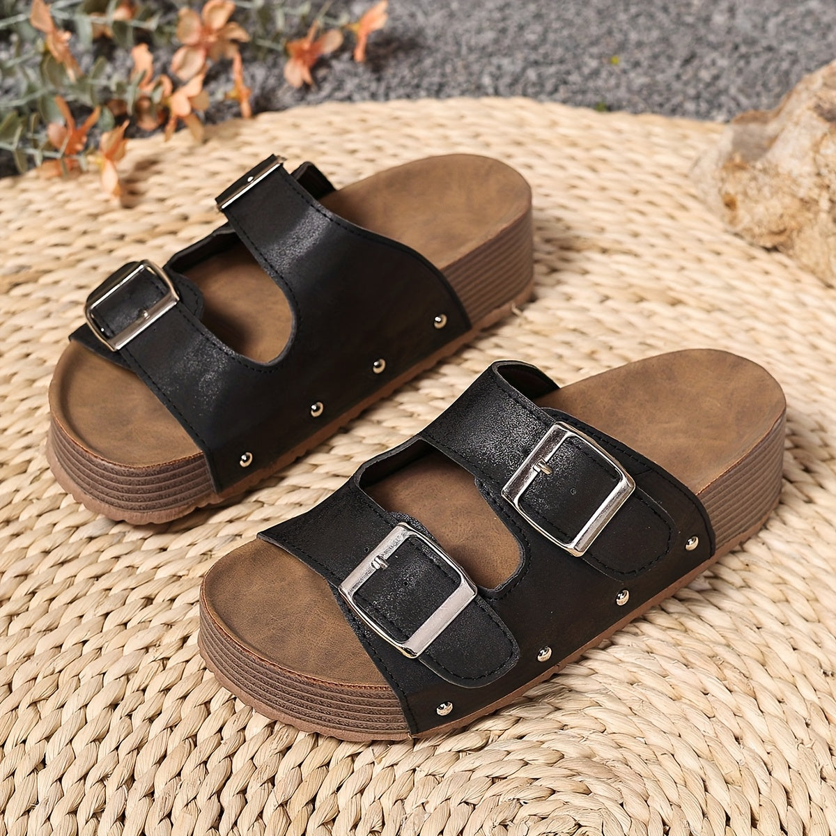 Anna-Berg | Modern Sandals Made to Turn Heads