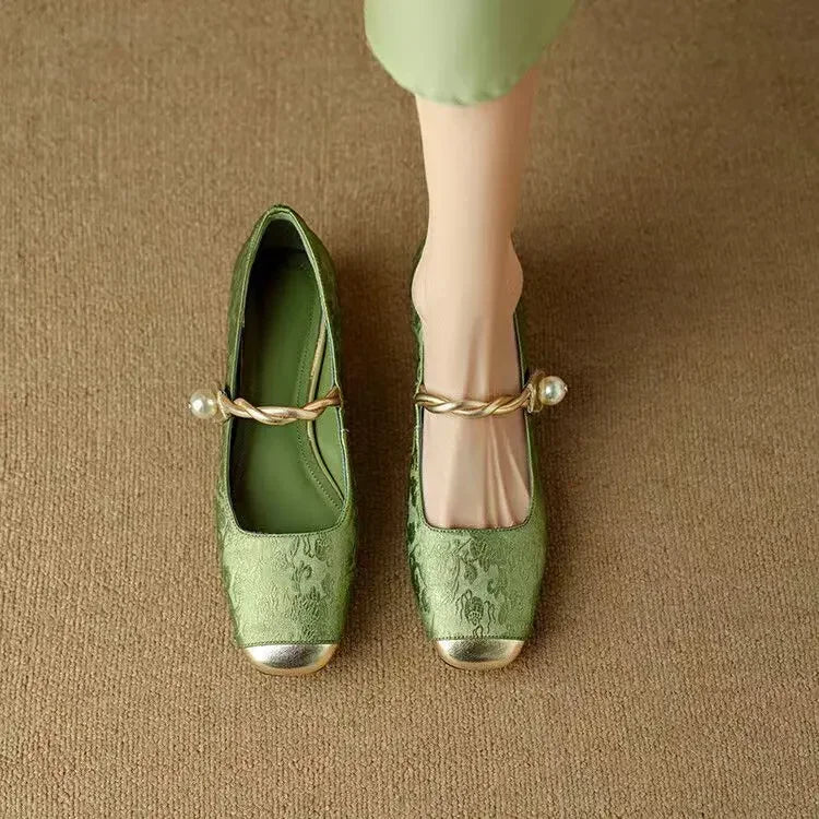 Anna-Berg | Elegant Pointed Toe Pumps