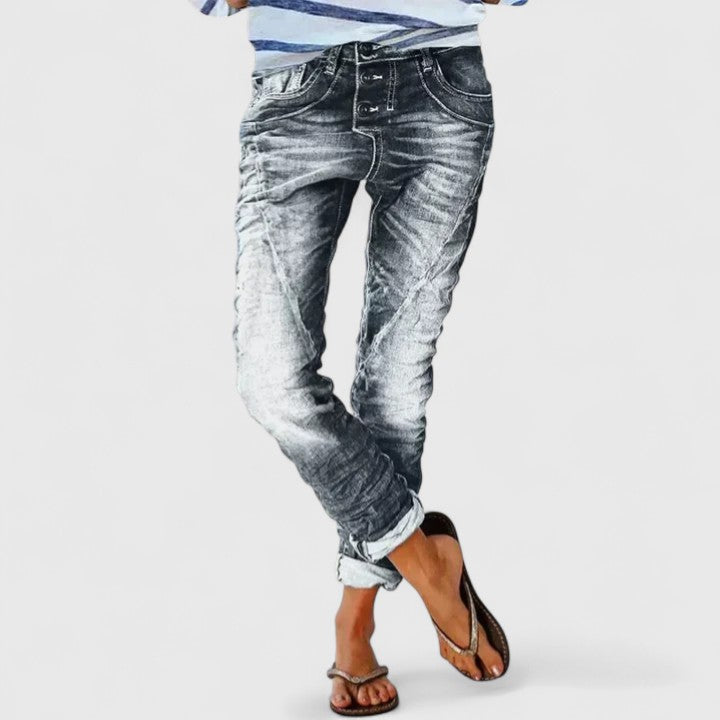 Anna-Berg | Statement Distressed Wide Leg Jeans with a Timeless Finish