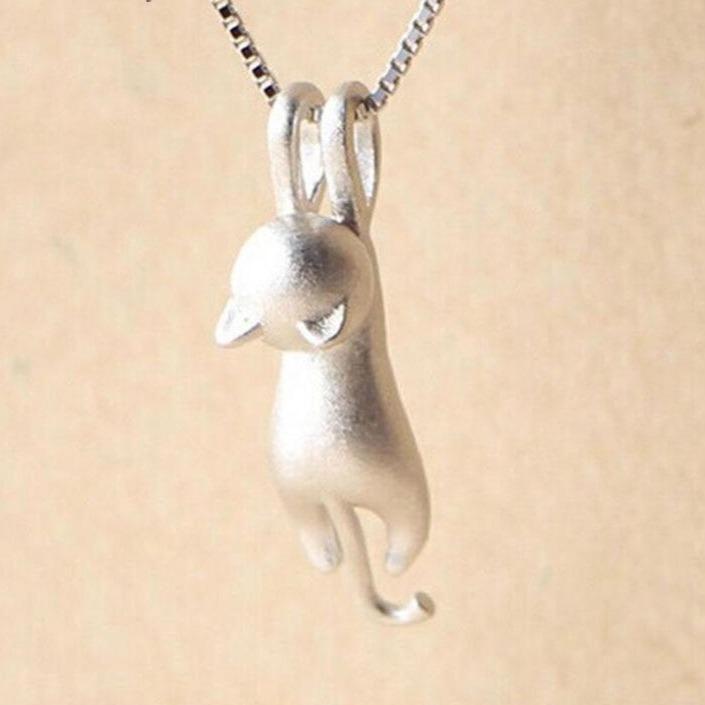 925 Sterling Silver Lekfull Cat Pendant