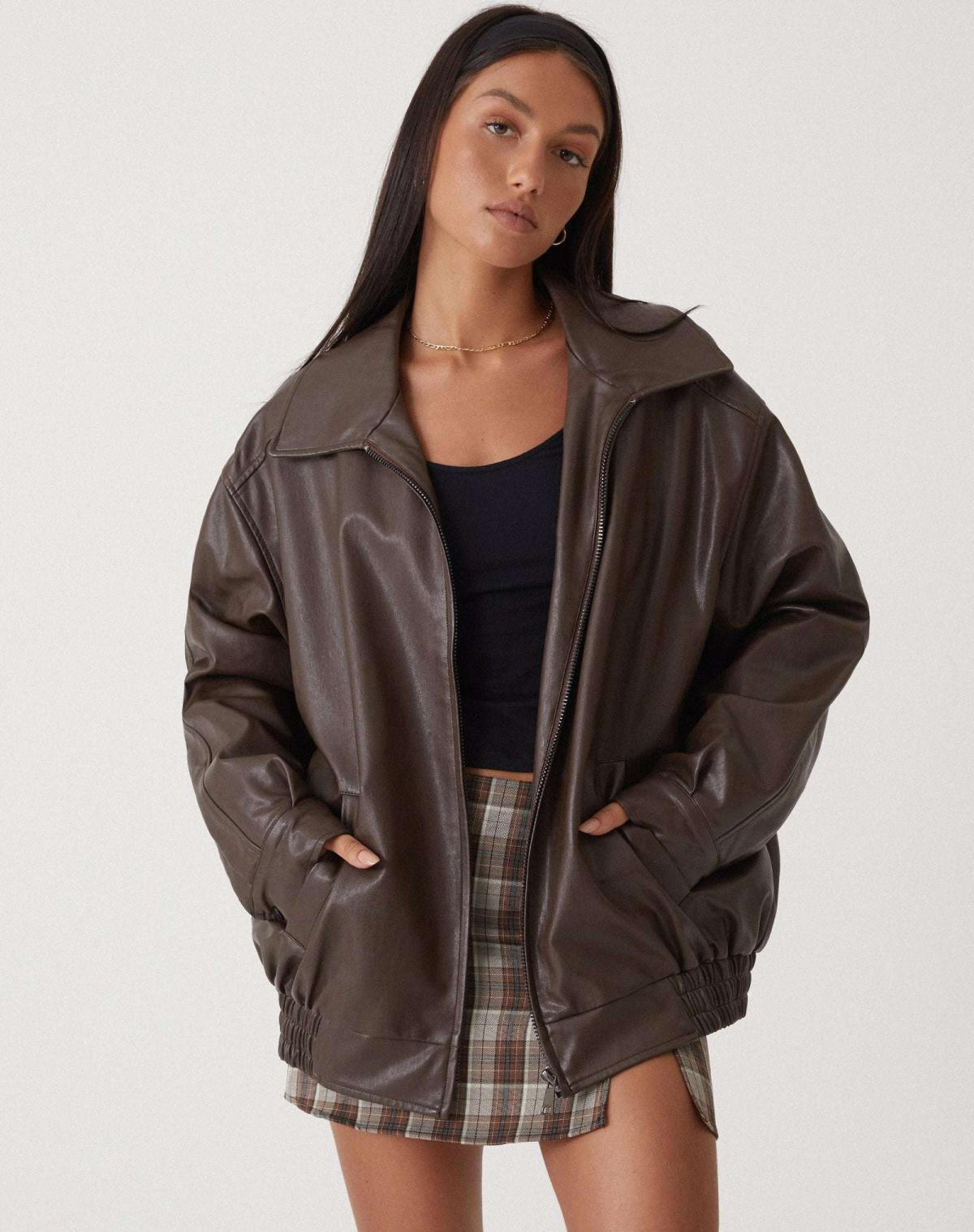 Anna-Berg | Elegant Oversized Leather Jacket for a Modern Look