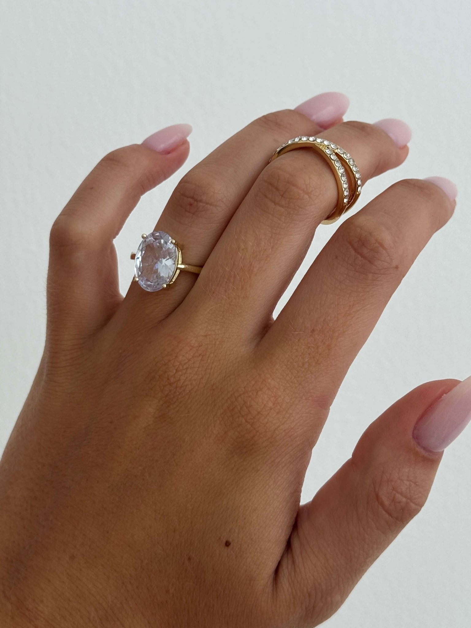 Avianna Oval Zirconia Band Ring