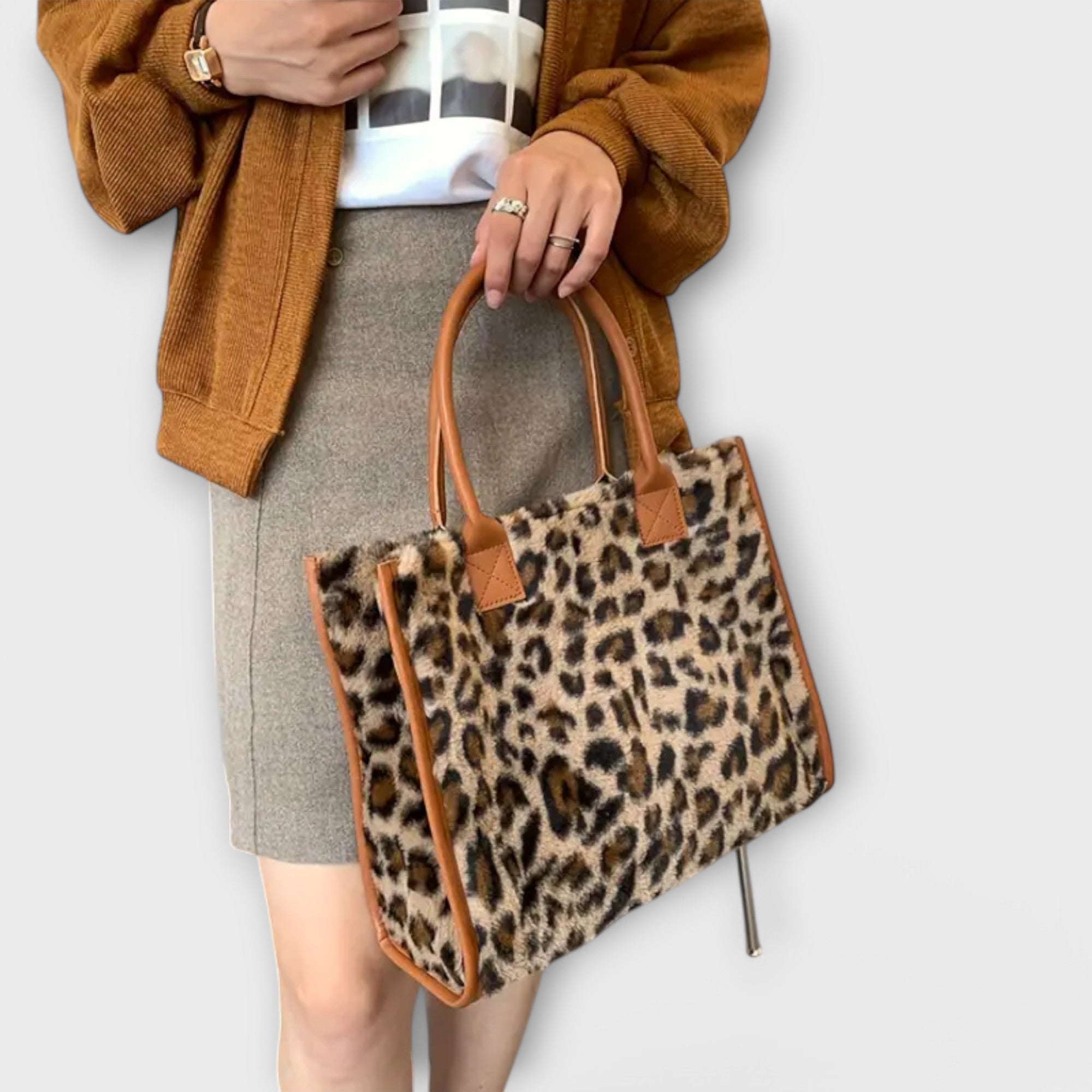 Anna-Berg | Tote - Plush, Leopard Print