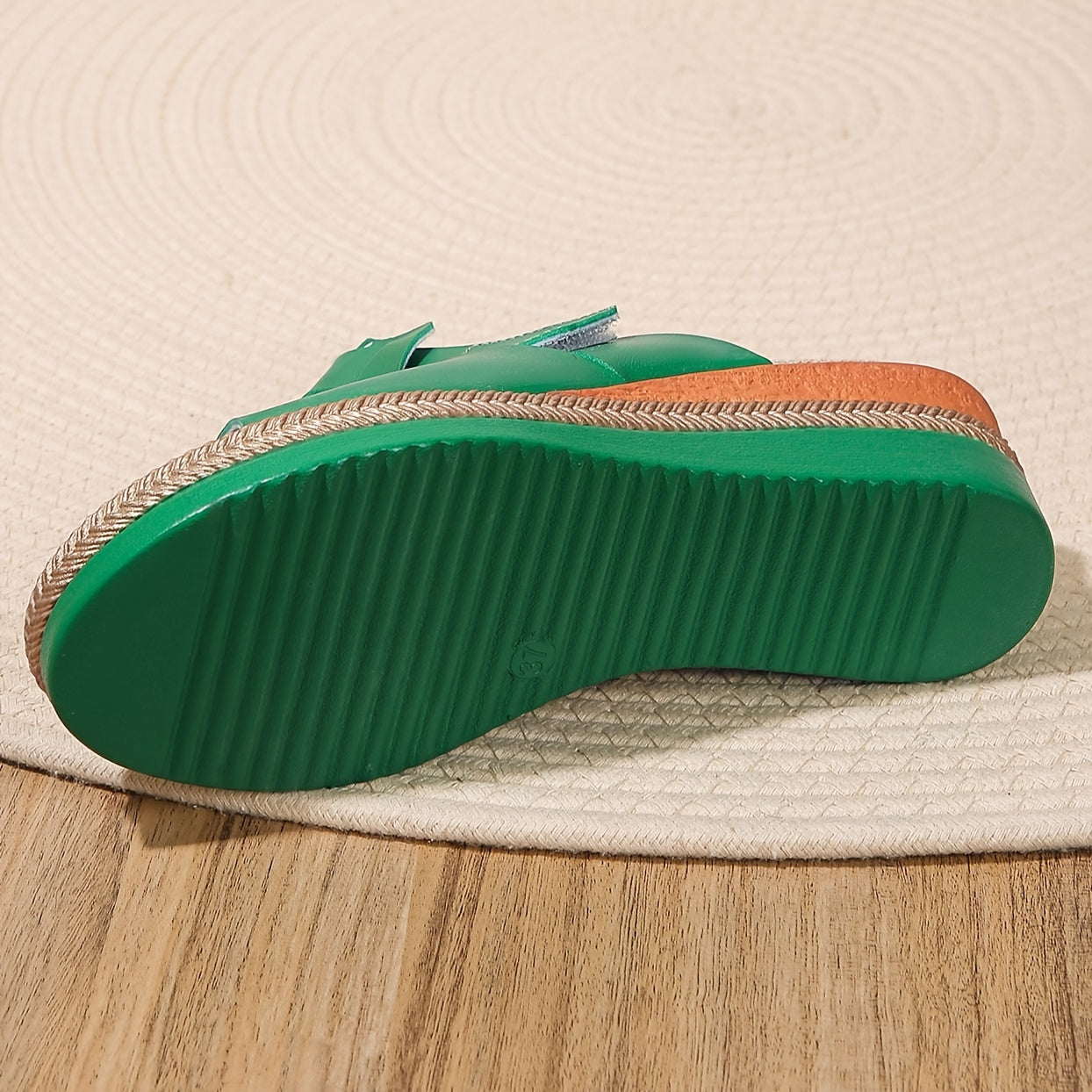 Anna-Berg | Effortless Sandals with a Timeless Finish