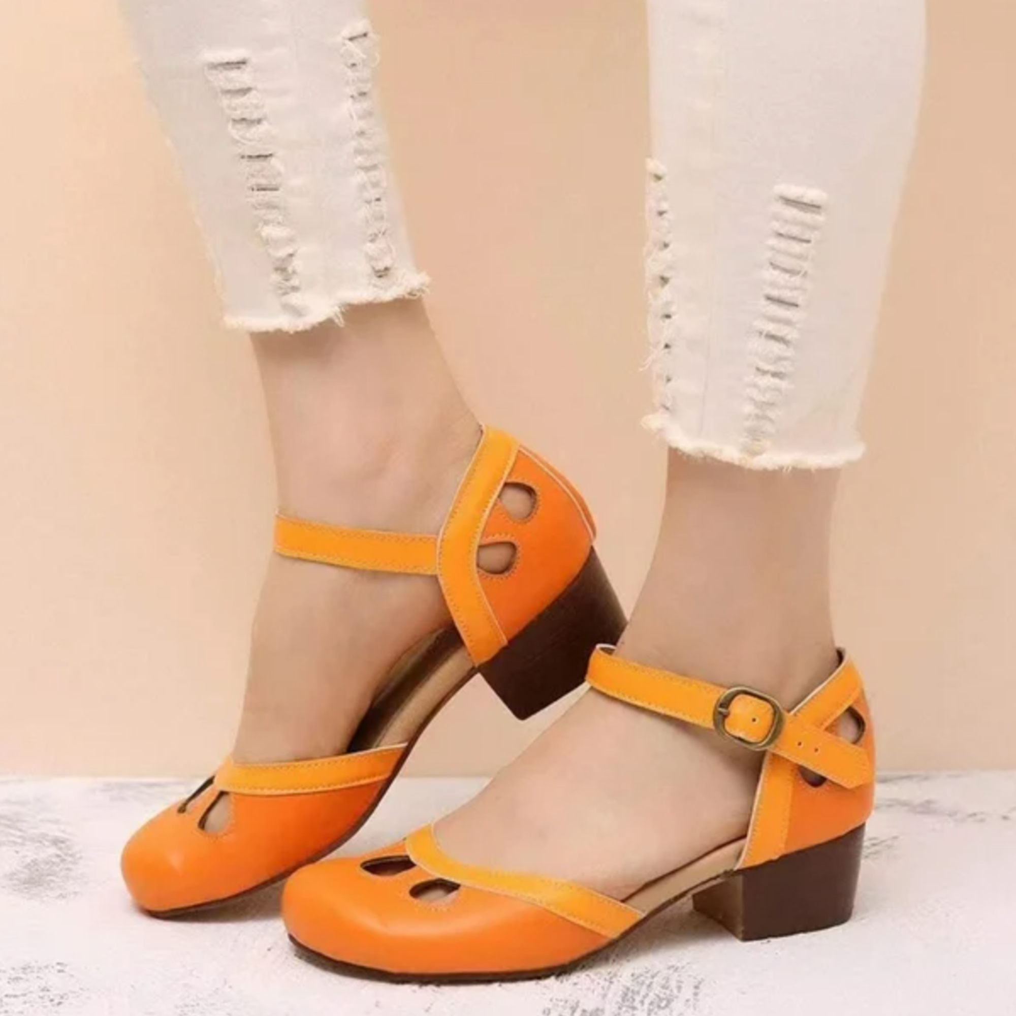 Anna-Berg | Timeless Comfortable Low-Heeled Sandals for a Polished Look