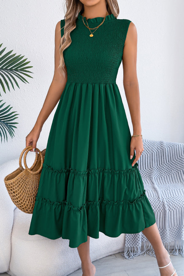 Anna-Berg | Solid Color Sleeveless Tucked Patchwork Dress
