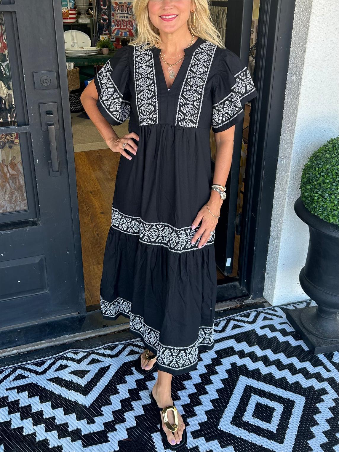 Anna-Berg | Sculpted Summer Boho V Neck Midi Dress