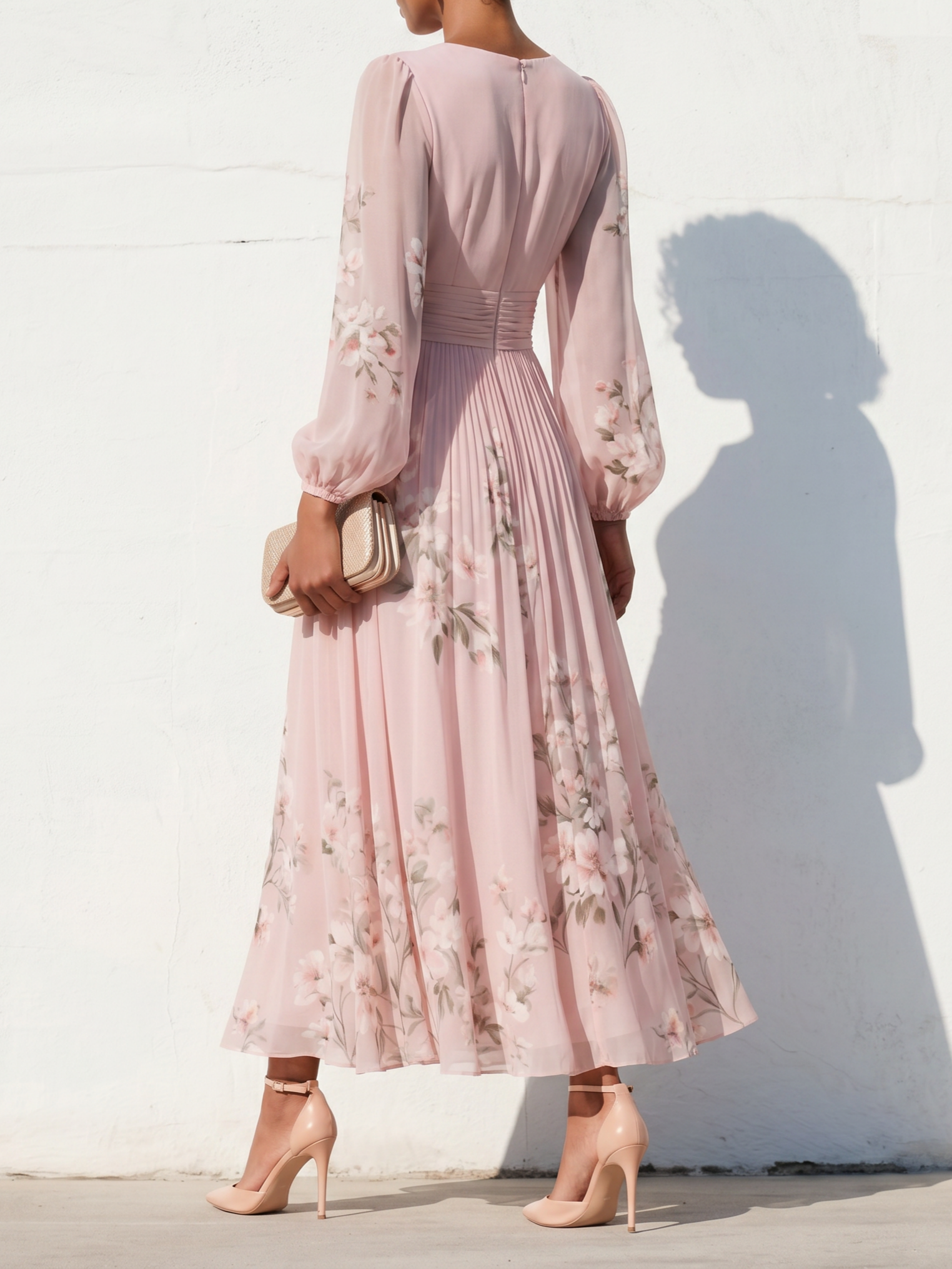 Anna-Berg | Elegant Floral Print Long-Sleeved V-Neck Dress
