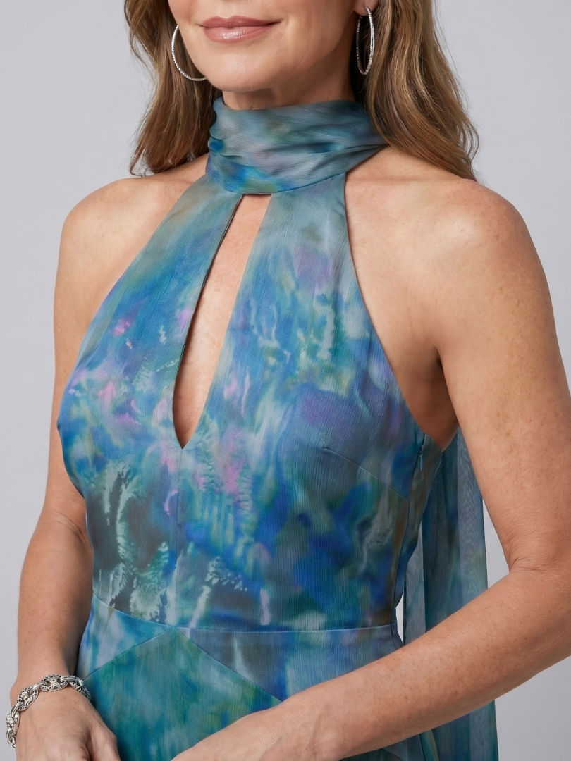 Anna-Berg | Statement Keyhole Halter Sleeveless Maxi Dress