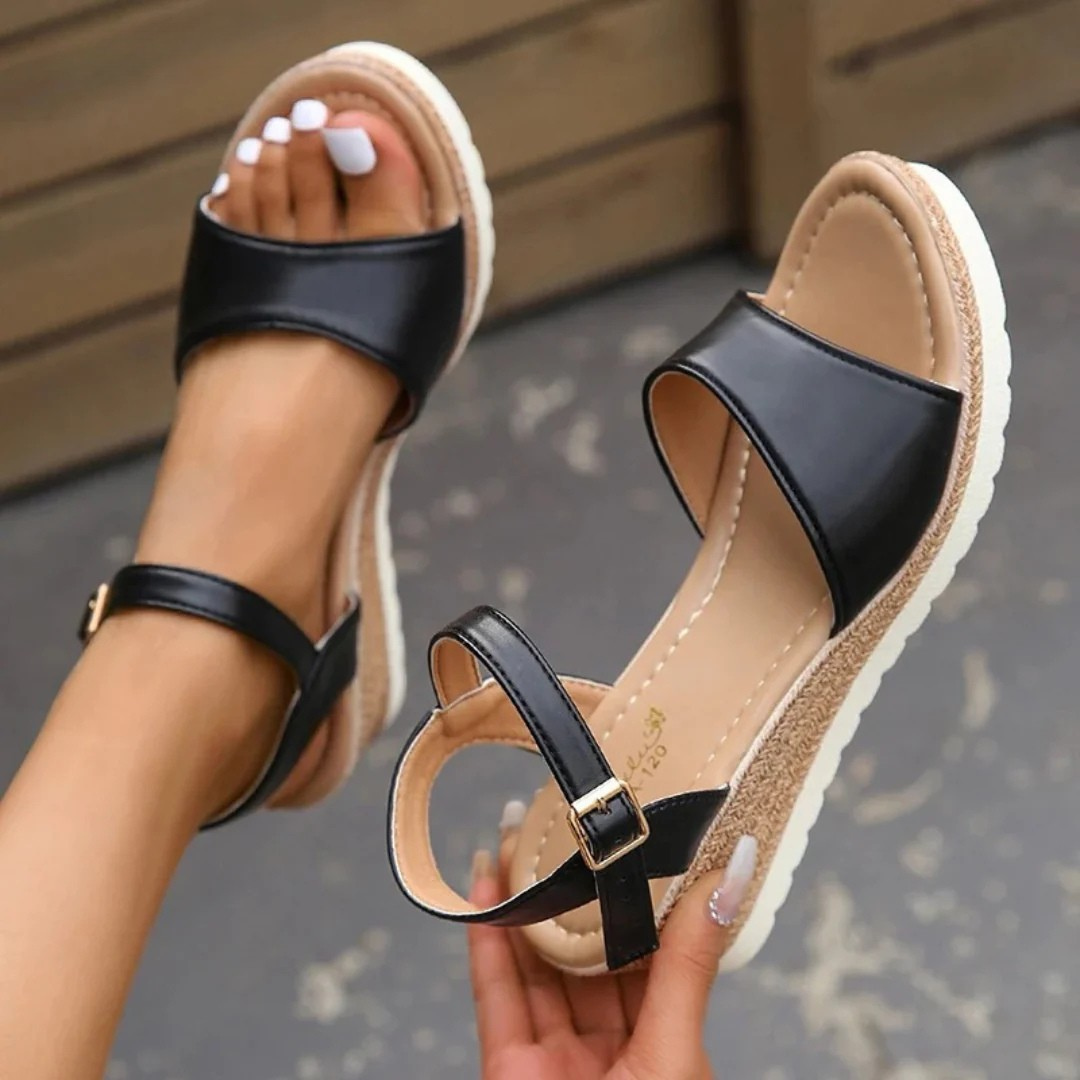 Anna-Berg | Effortless Sandals for Every Occasion