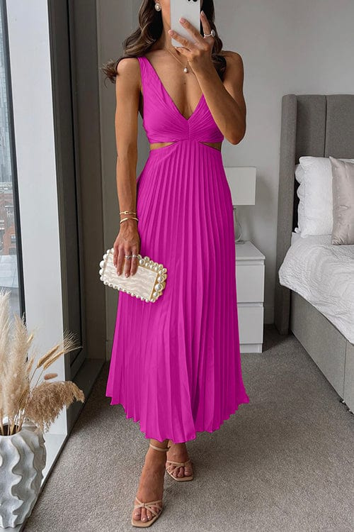 Anna-Berg | Timeless Elegance With Stylish Cut-Outs
