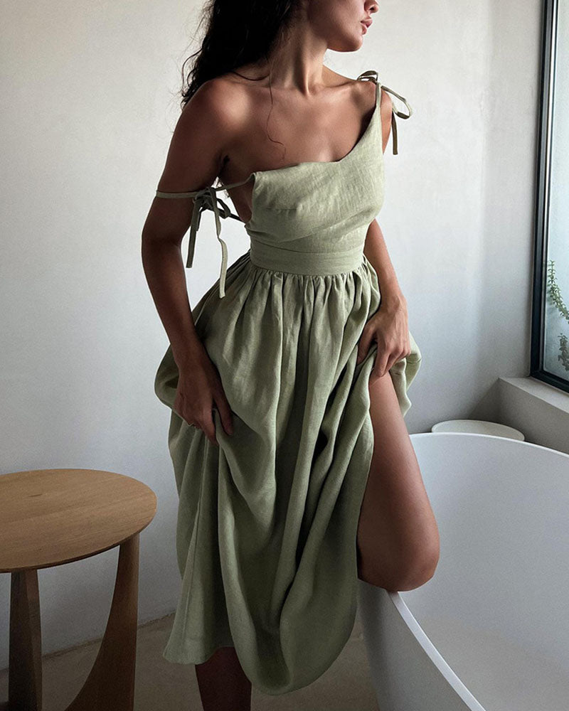 Anna-Berg | Backless Dress with V-Neck - Elegance Meets Modern Comfort