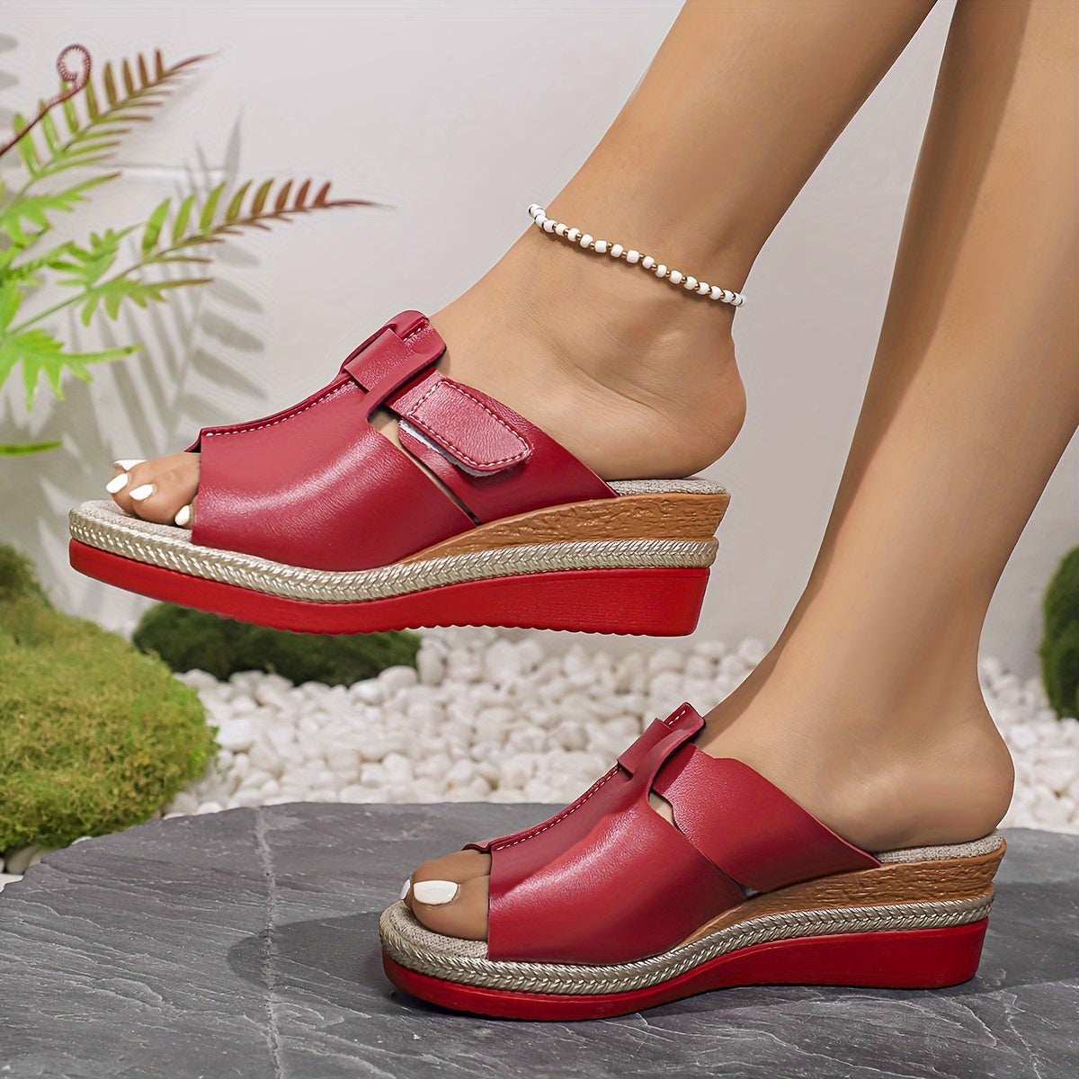 Anna-Berg | Effortless Sandals with a Timeless Finish