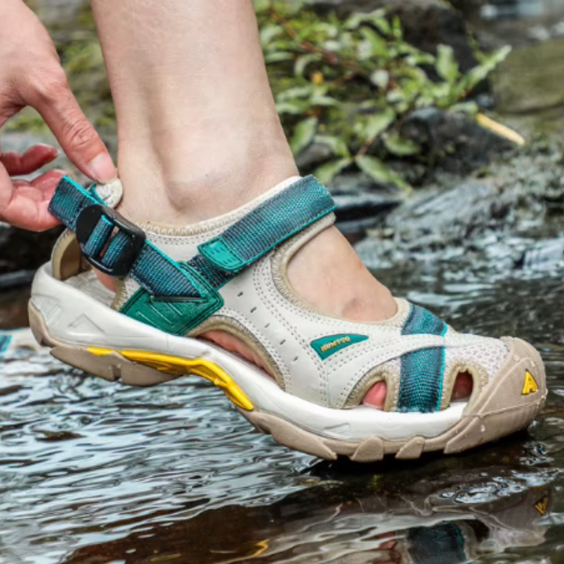 Anna-Berg | Luxe Adjustable Sandals for Effortless Elegance