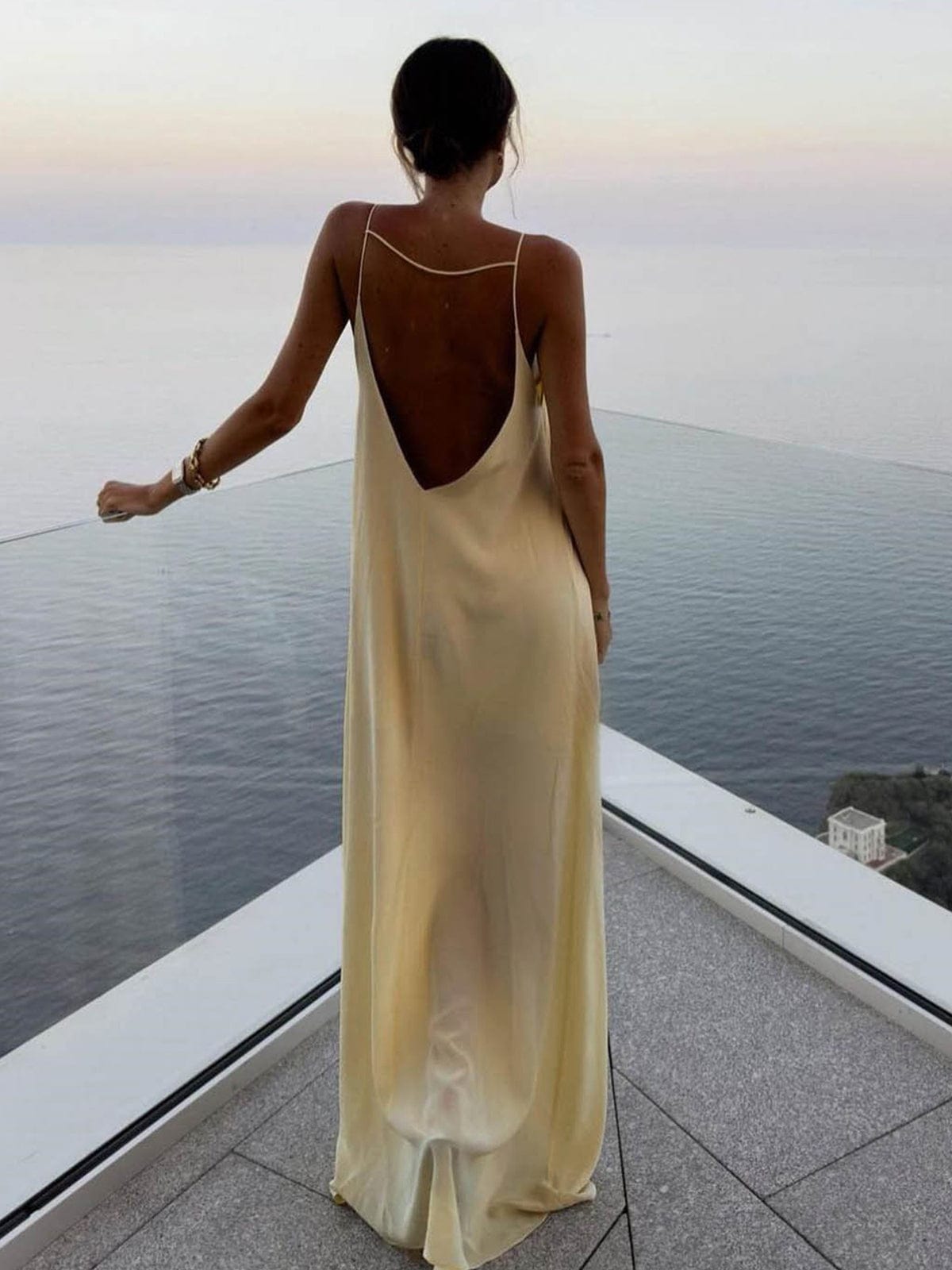 Anna-Berg | Effortless Maxi Dress With Open Back And Thin Straps