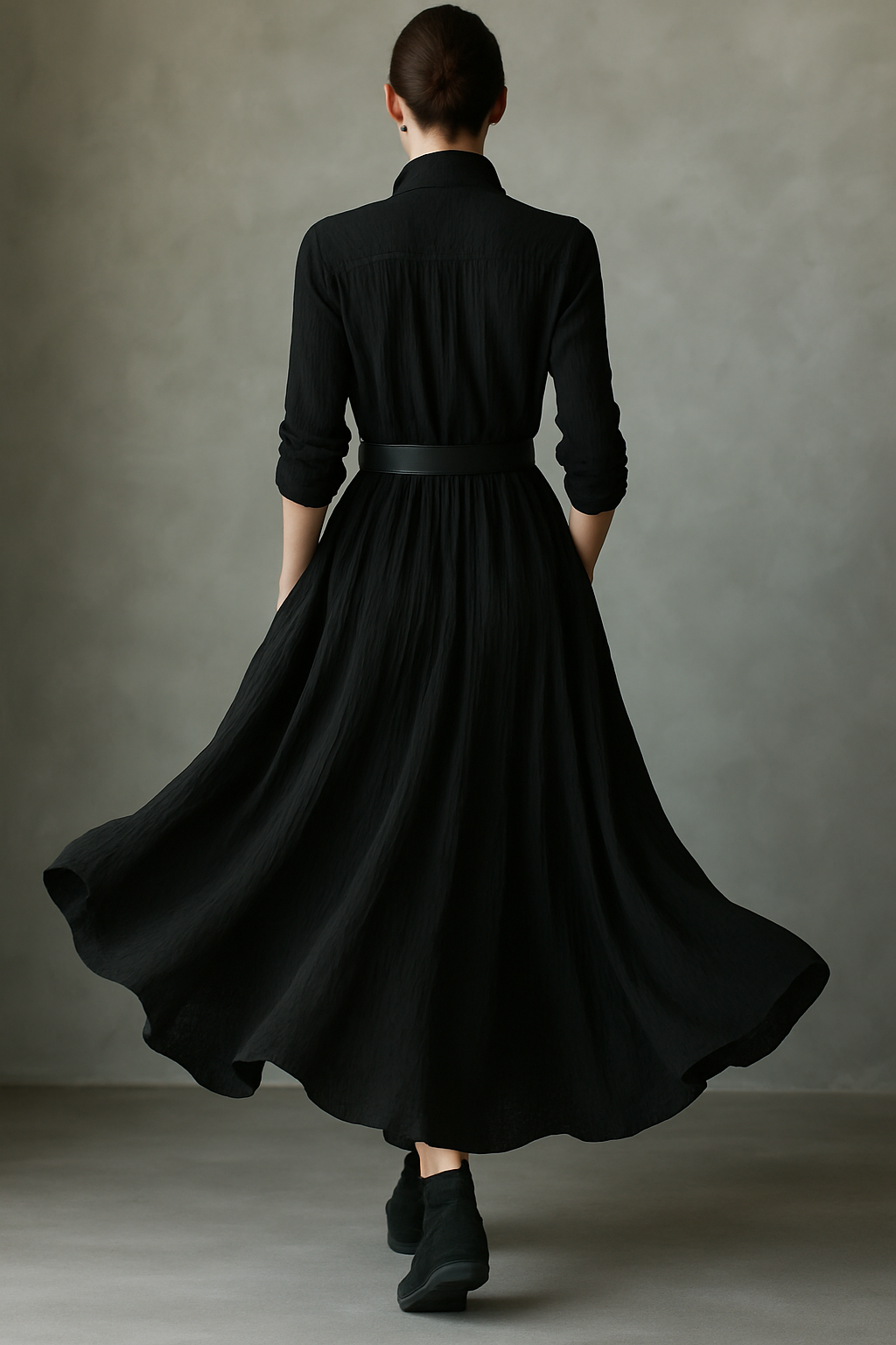 Anna-Berg | Black Pleated Dress