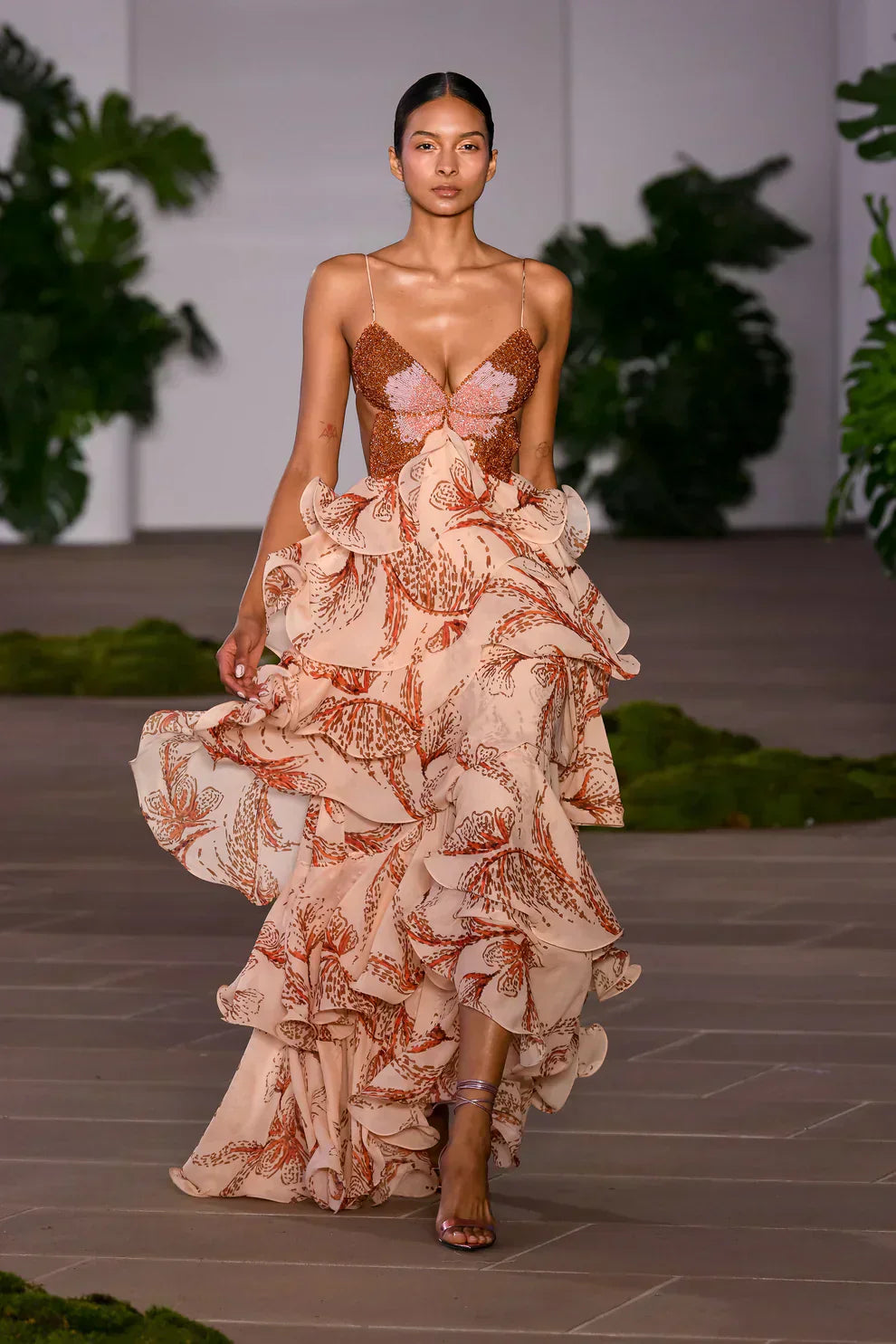 Anna-Berg | Chic Nala Ruffled Dress in a Flattering Cut