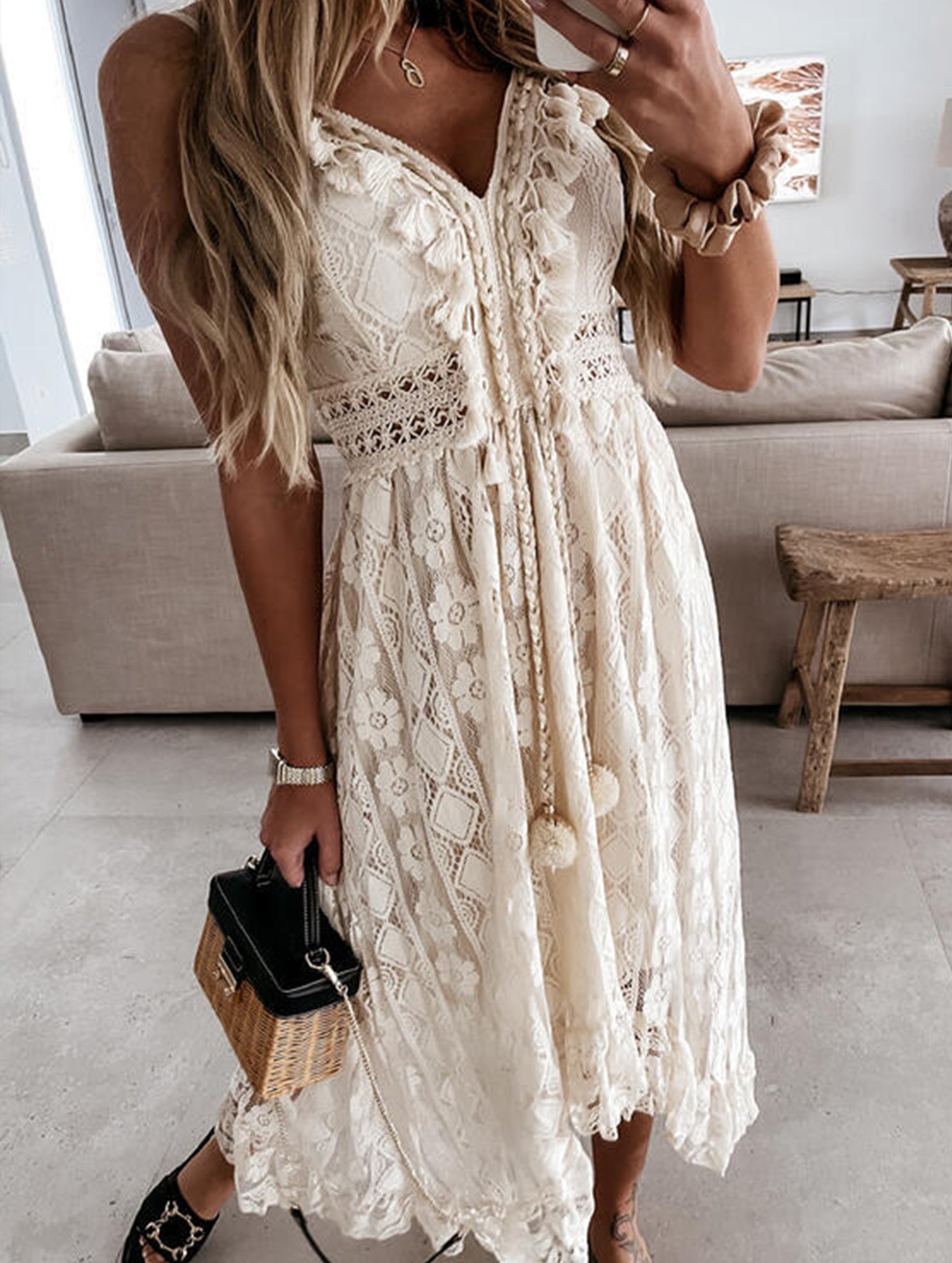 Anna-Berg | Resort-Style Lace Strappy Long Dress