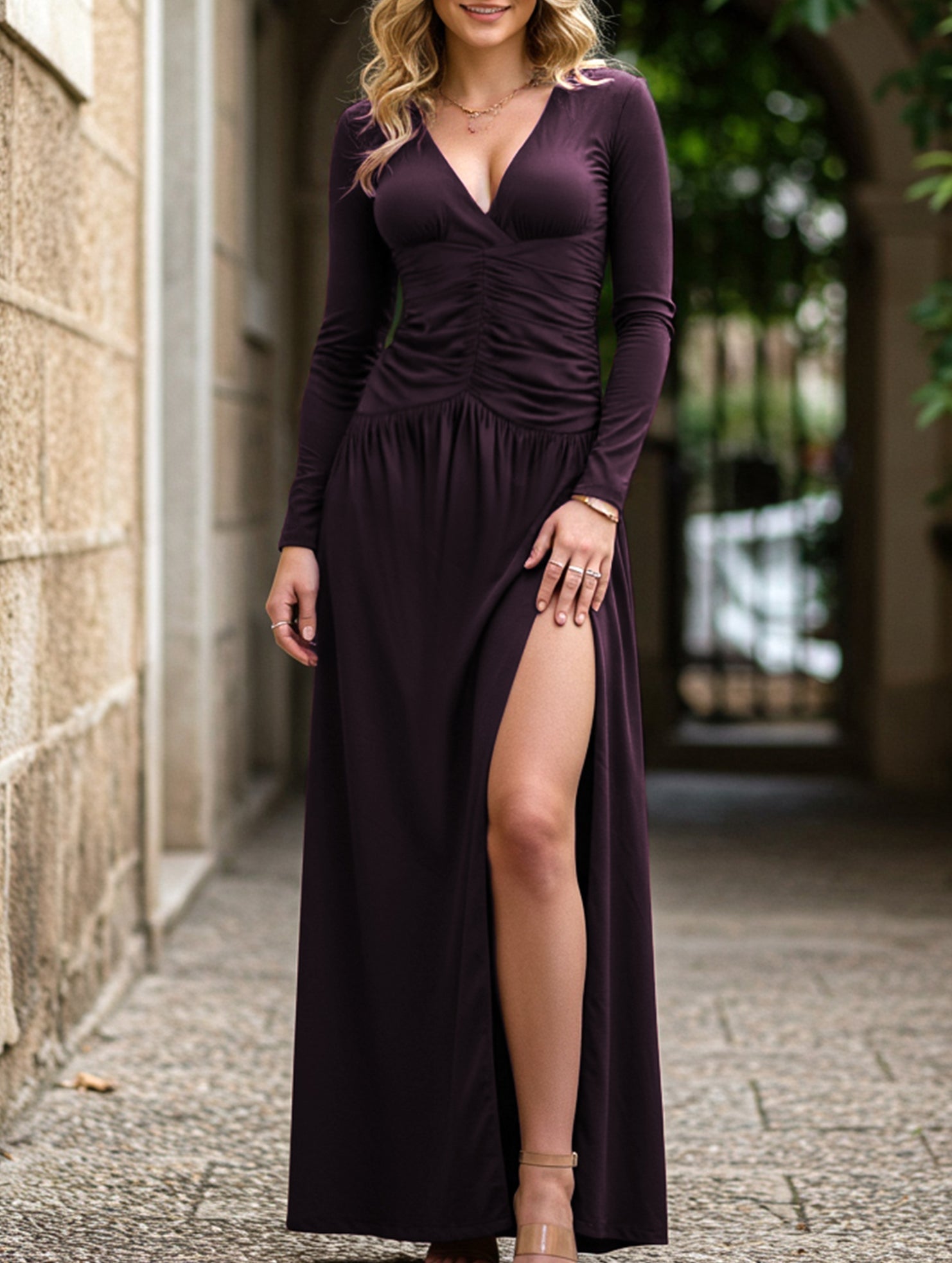 Anna-Berg | Retro Deep V Long Sleeve Dress