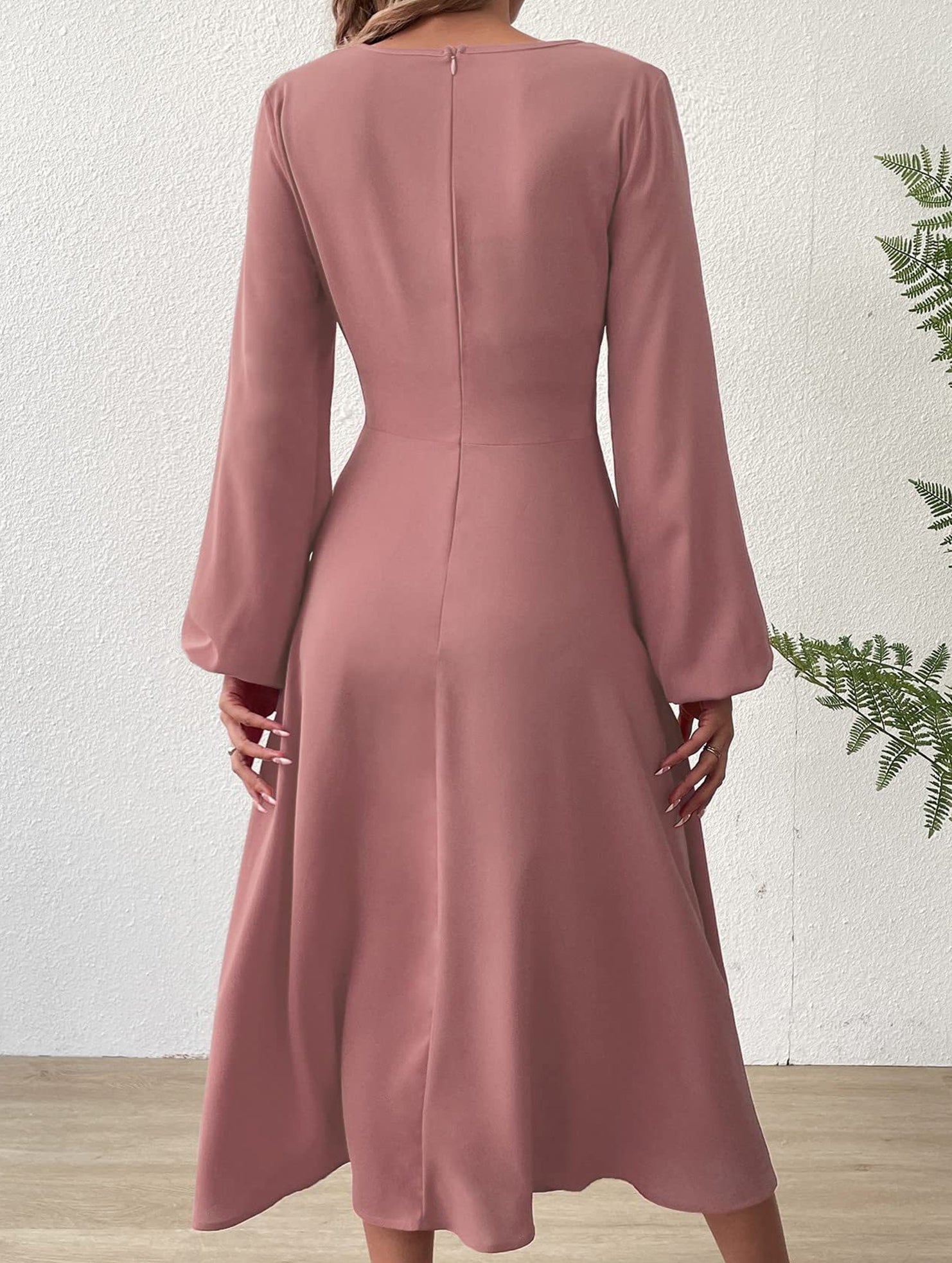 Anna-Berg | Fashionable V-Neck Lantern Long-Sleeved Dress