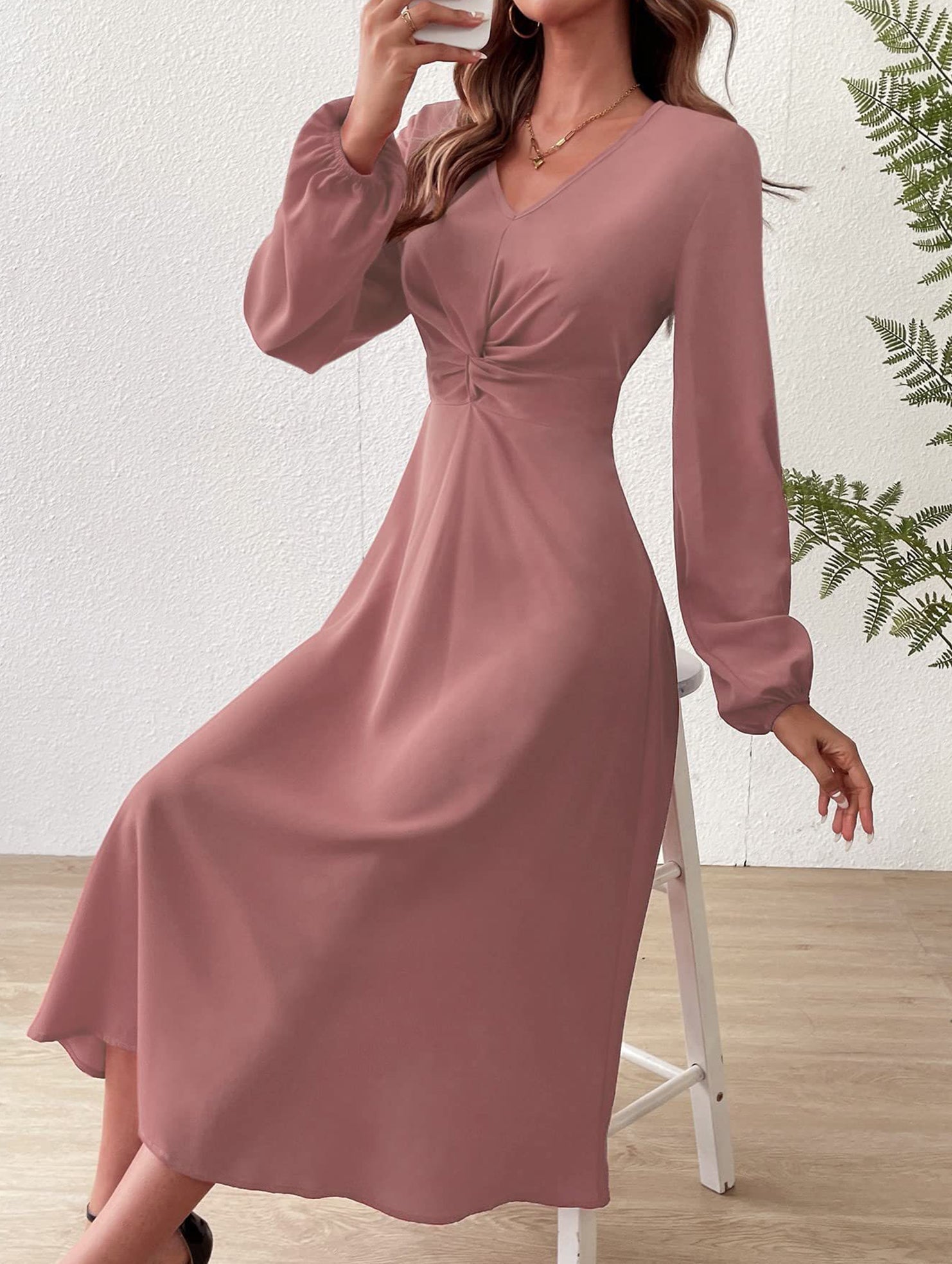 Anna-Berg | Fashionable V-Neck Lantern Long-Sleeved Dress